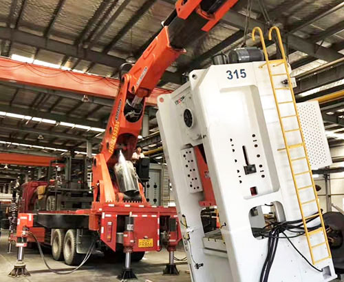 双牌提升工作效率，选择优质折臂吊租赁服务